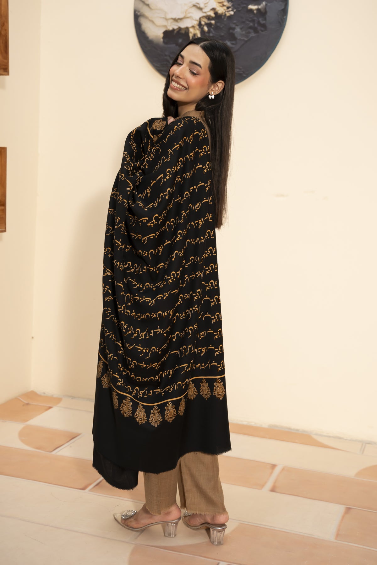 Pashmina Poetry Shawl- Black