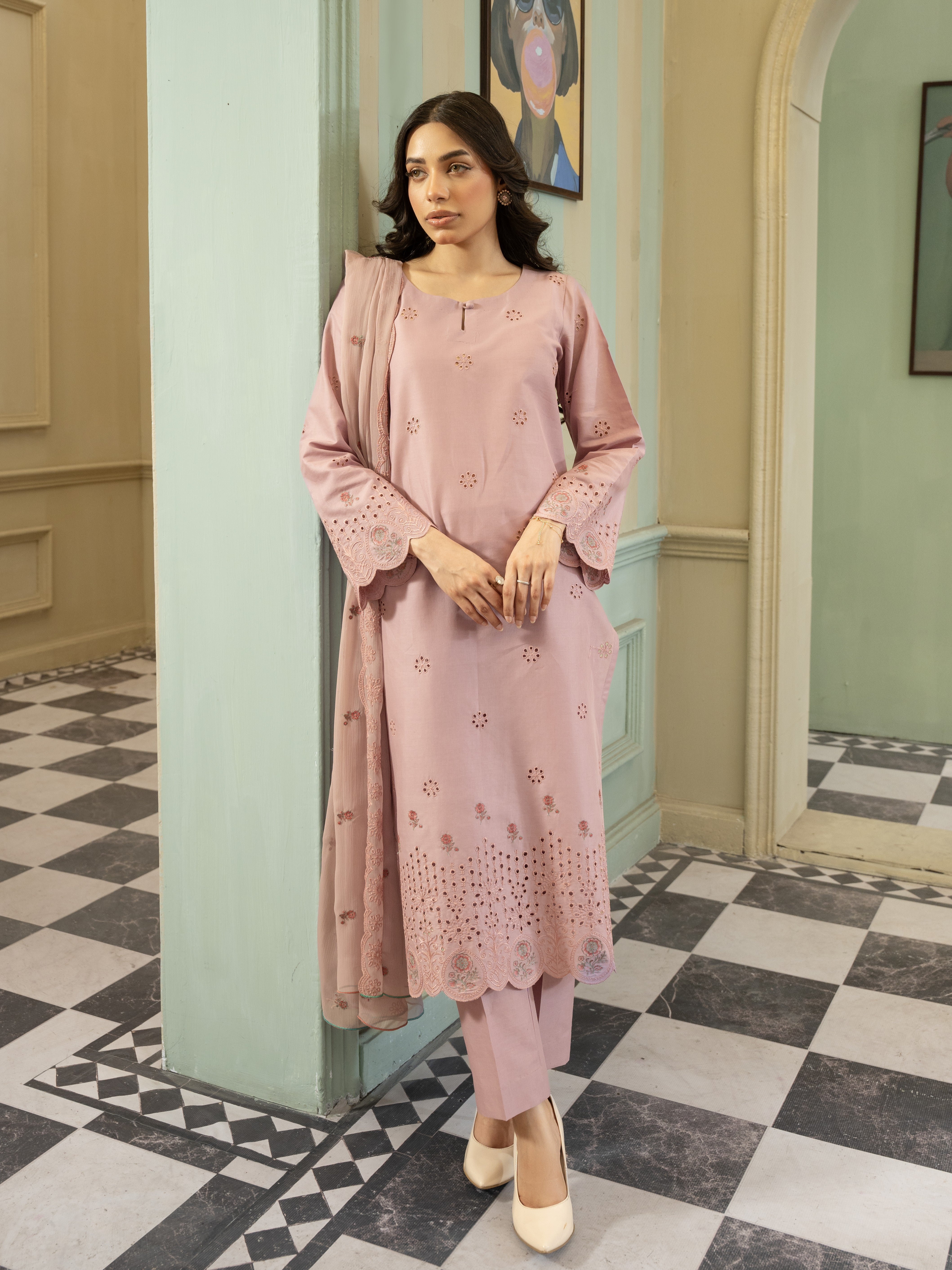Tea Rose Embroidered Lawn 3pc Suit