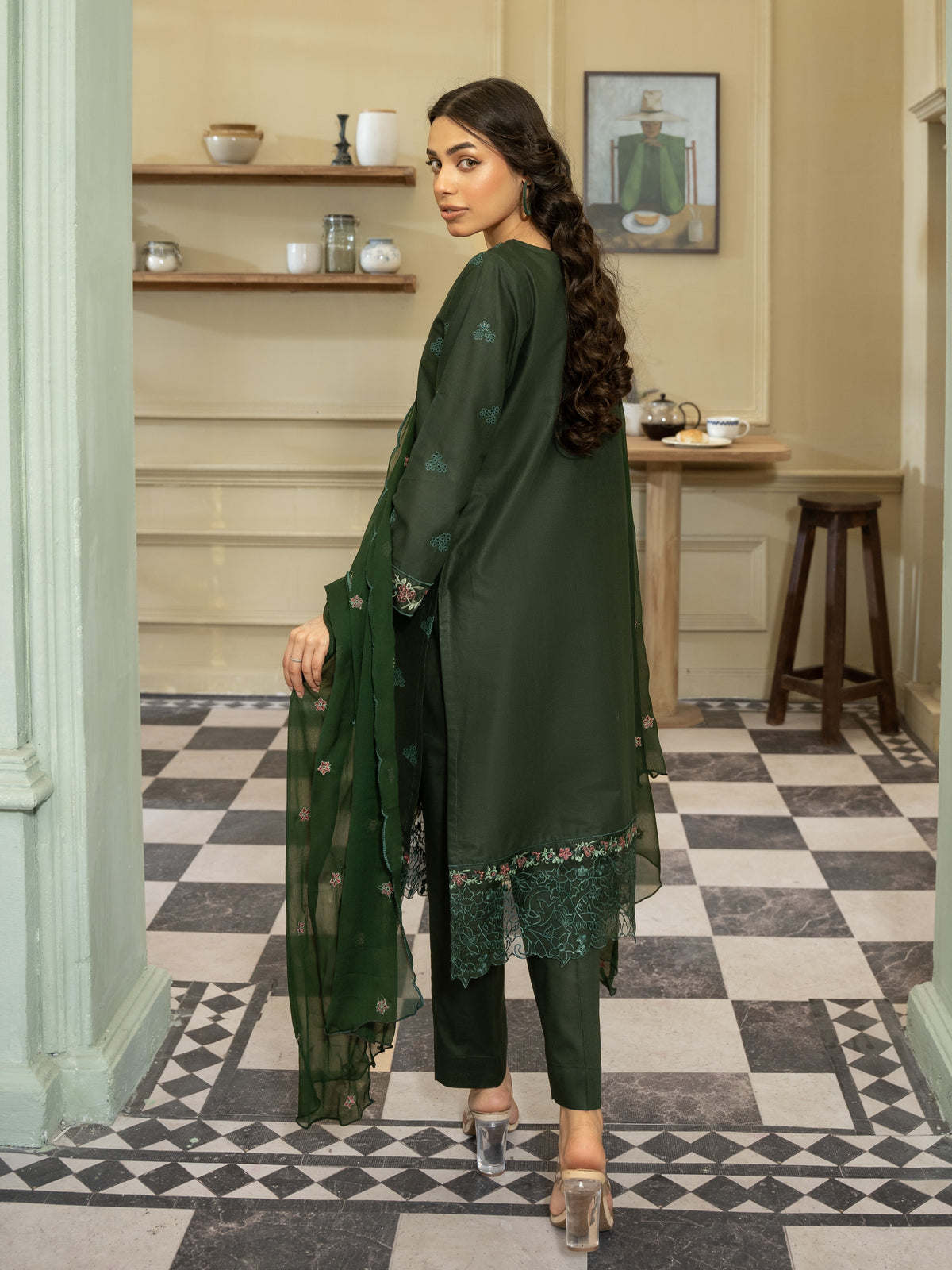 Emerald Green Embroidered Lawn 3pc Suit