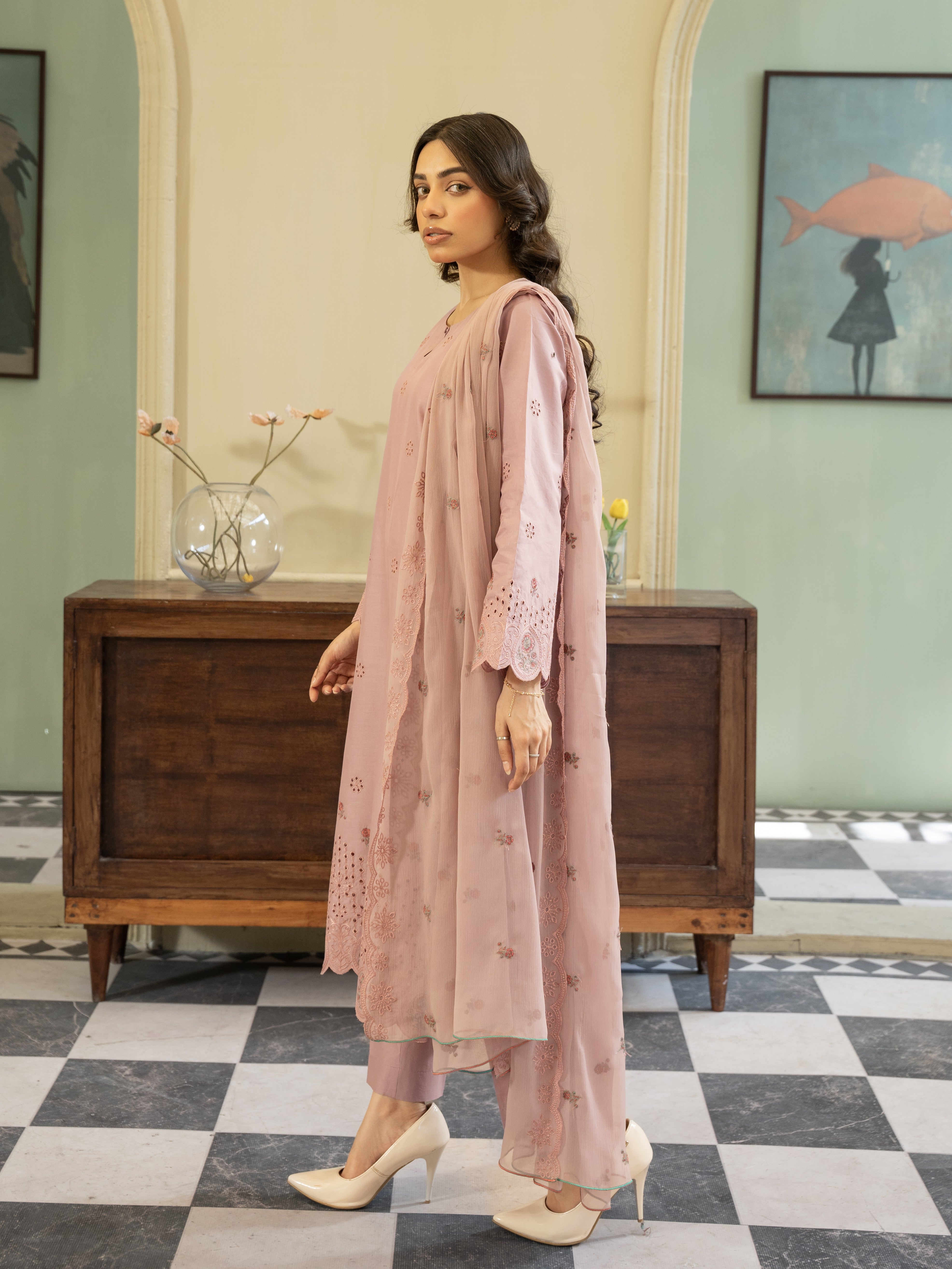 Tea Rose Embroidered Lawn 3pc Suit