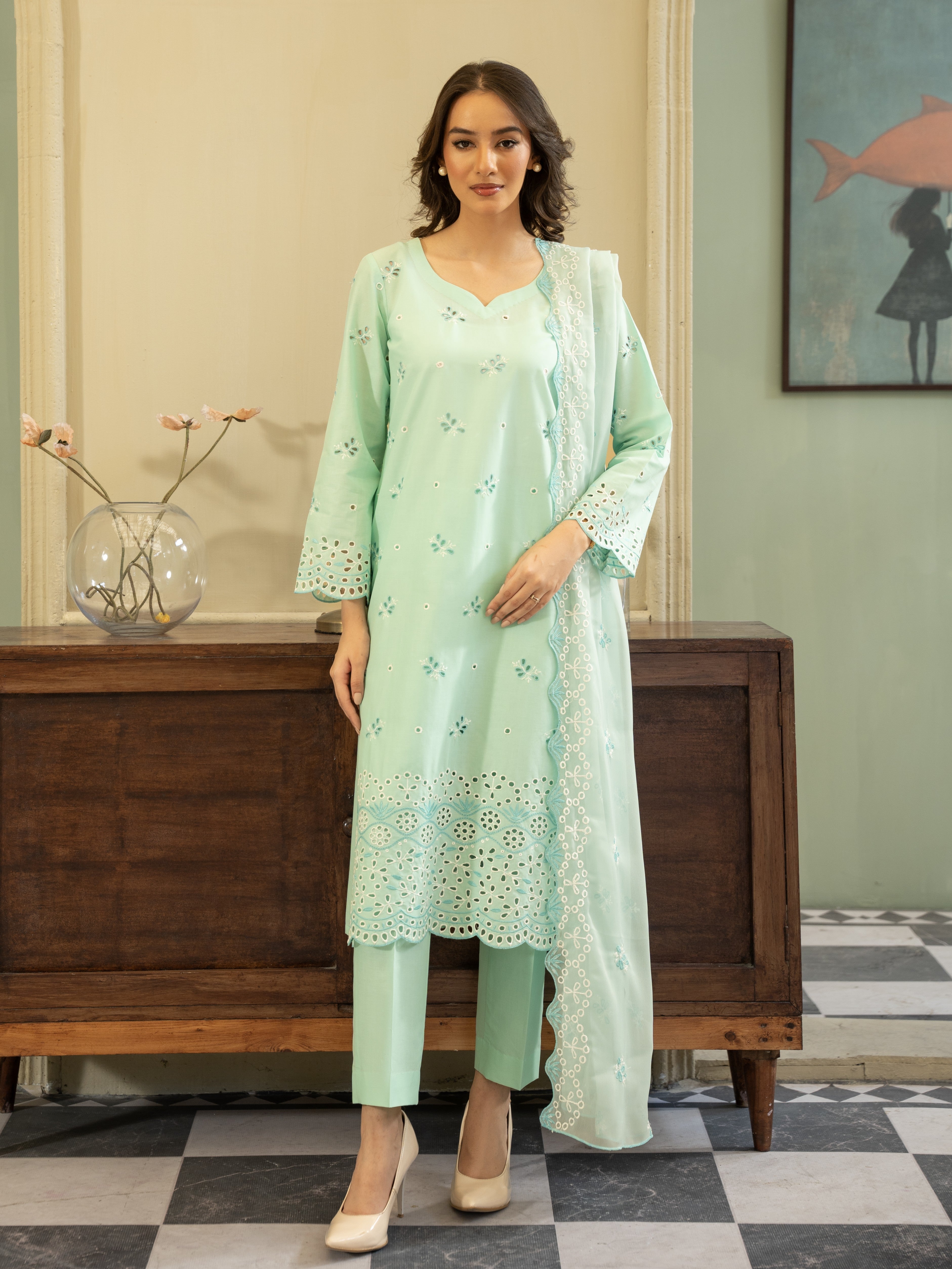 Aquamarine Embroidered Lawn 3pc Suit