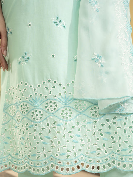 Aquamarine Embroidered Lawn 3pc Suit